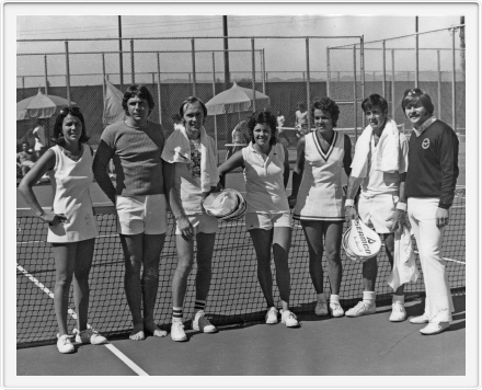 Ken Rosewall, Yvonne Goolagong, maybe Jane Albert-left<br>with Whitney's cousin Mike Sheridan (Tall guy)