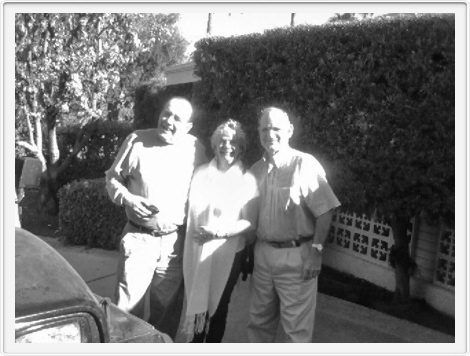 Whitney, Gail Feaster, Jack Frost<br>In front of Jack's house in Indian Wells